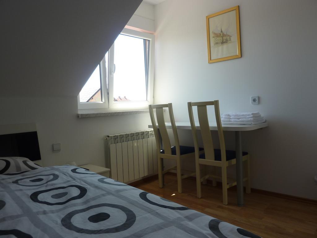 Rooms & Apartment Mira G. 포스토이나 외부 사진