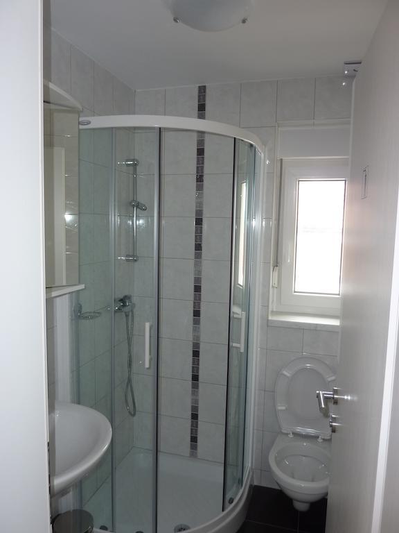 Rooms & Apartment Mira G. 포스토이나 객실 사진